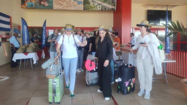 Llegada de turistas rusos a Varadero.